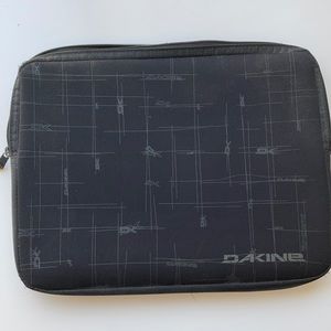 DAKINE LAPTOP SLEEVE